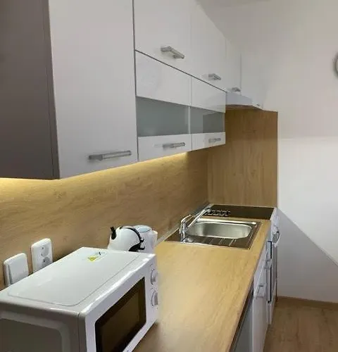 30 Apartment *