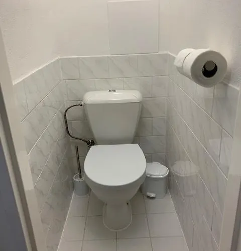 30 Apartment Frymburk