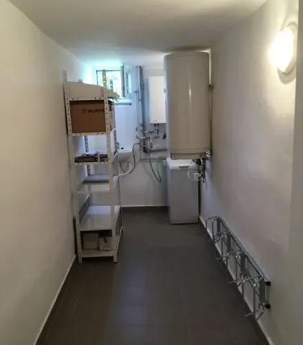 30 Apartment Frymburk