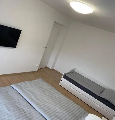 30 Apartment *